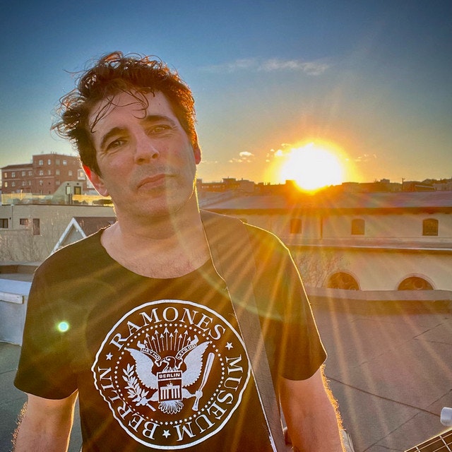 ONELINEDRAWING (JONAH MATRANGA) + Guests Tickets | £12.10 | Jul 5 @ The Hope & Ruin, Brighton | DICE