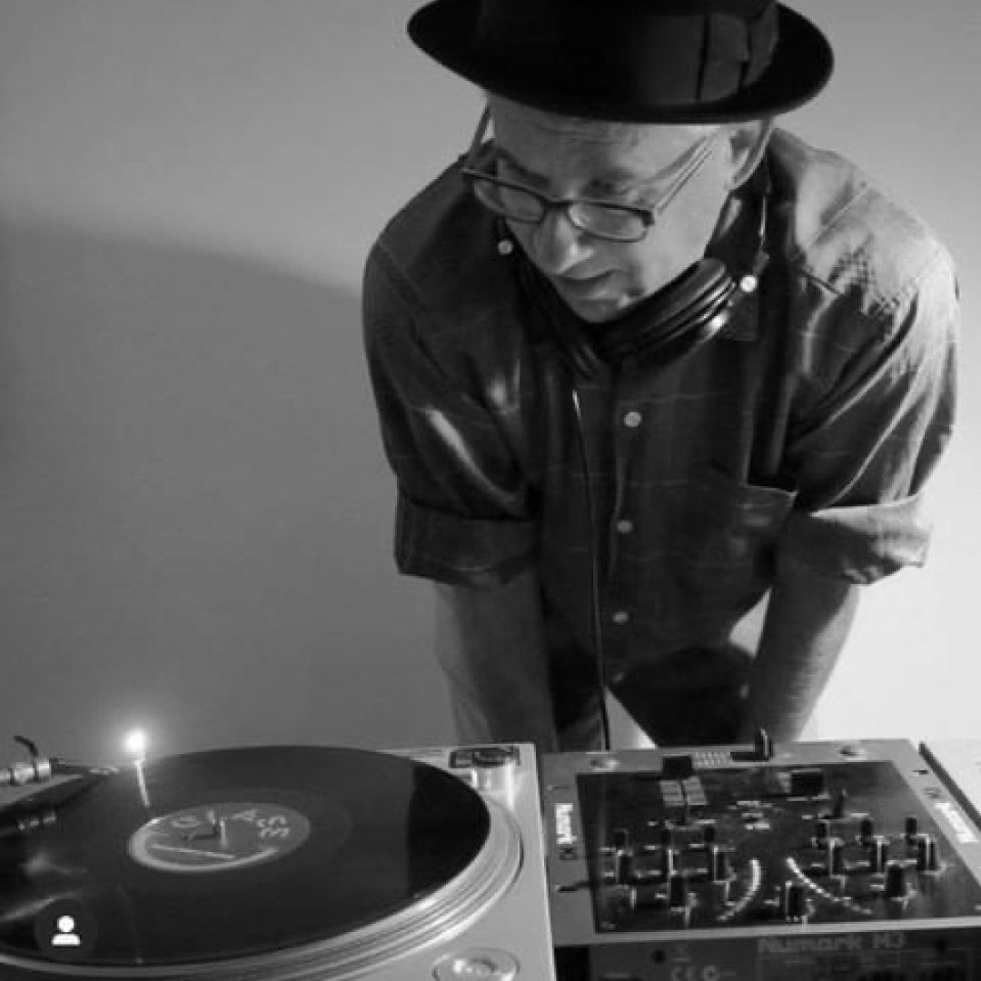 Late Night Lounge  with Carl Hanni