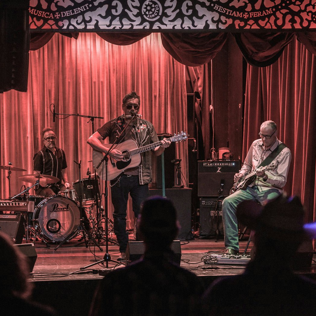 Joe Peña & Joe Novelli w/ Gene Moran