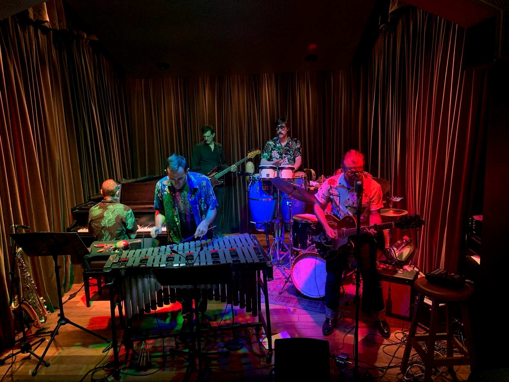 Late Night with Naim Amor & The Cocktail Hours