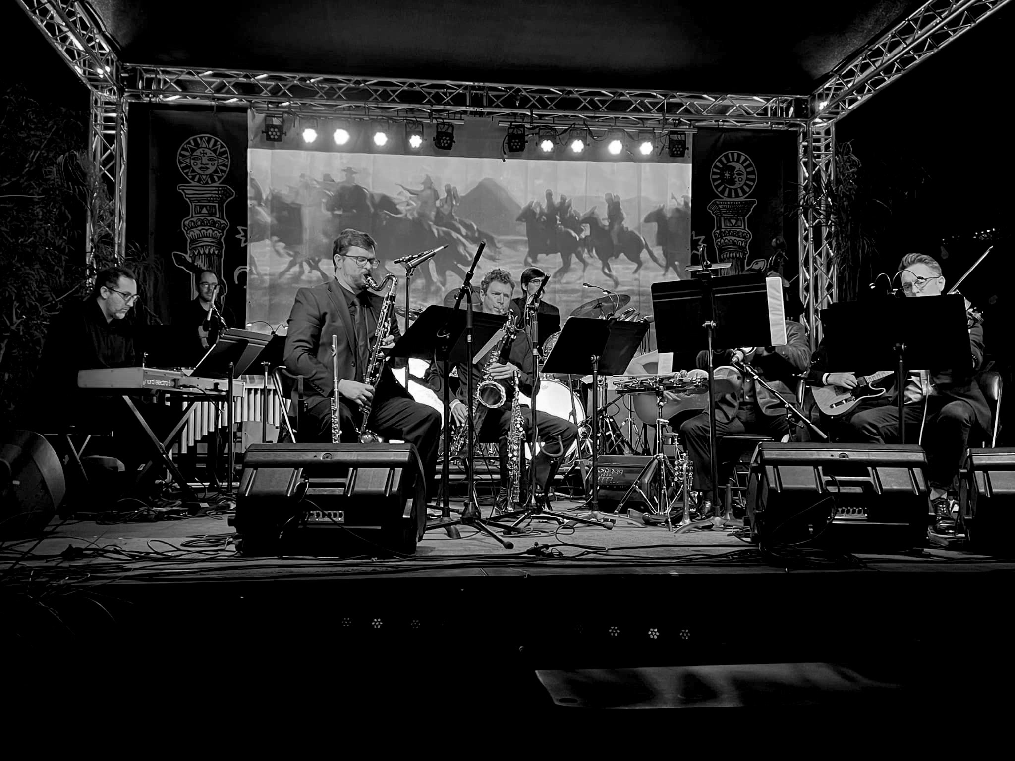 Arthur Vint & Associates: Morricone Across Genres