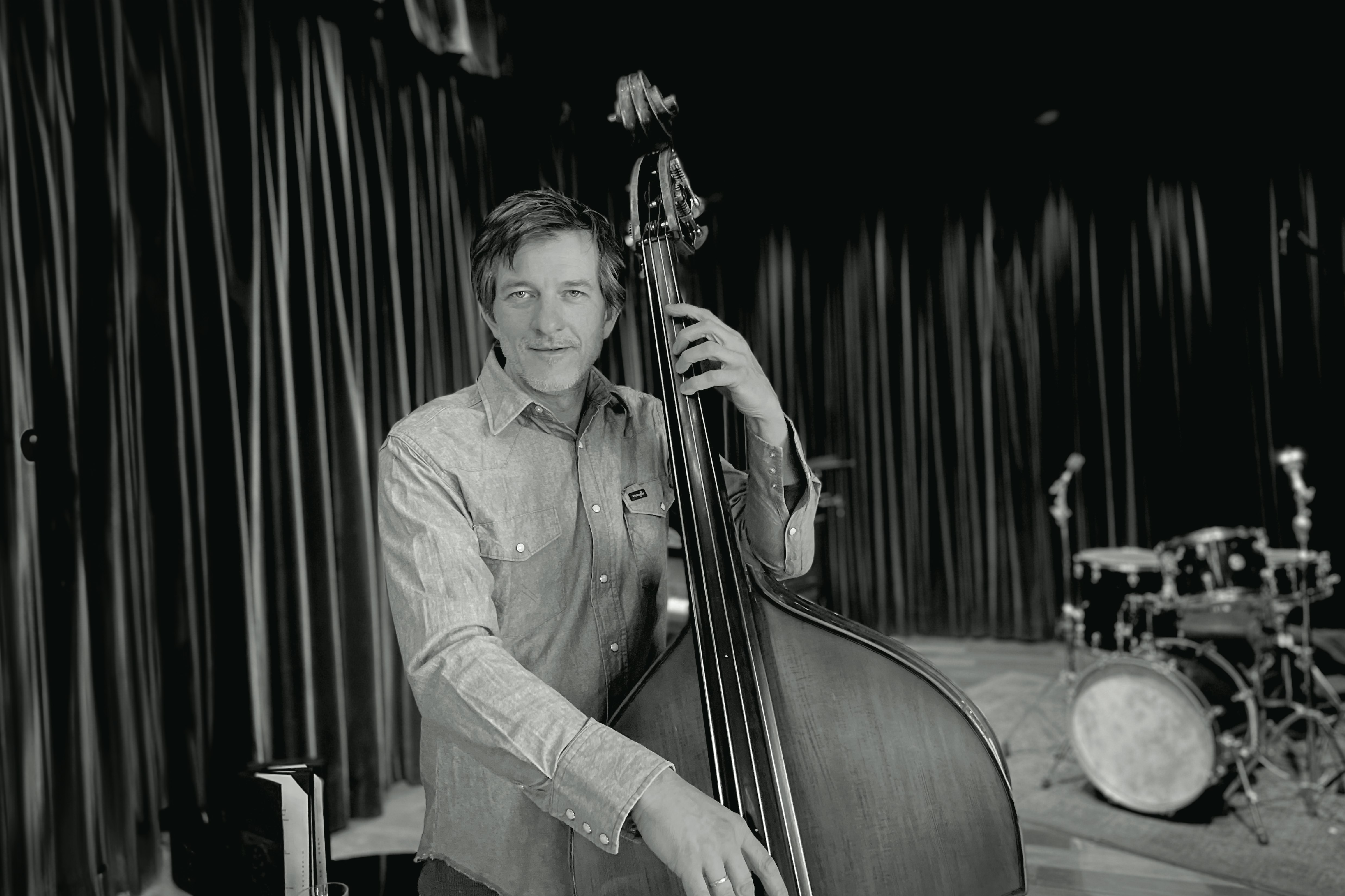 Late Night with Thøger Lund