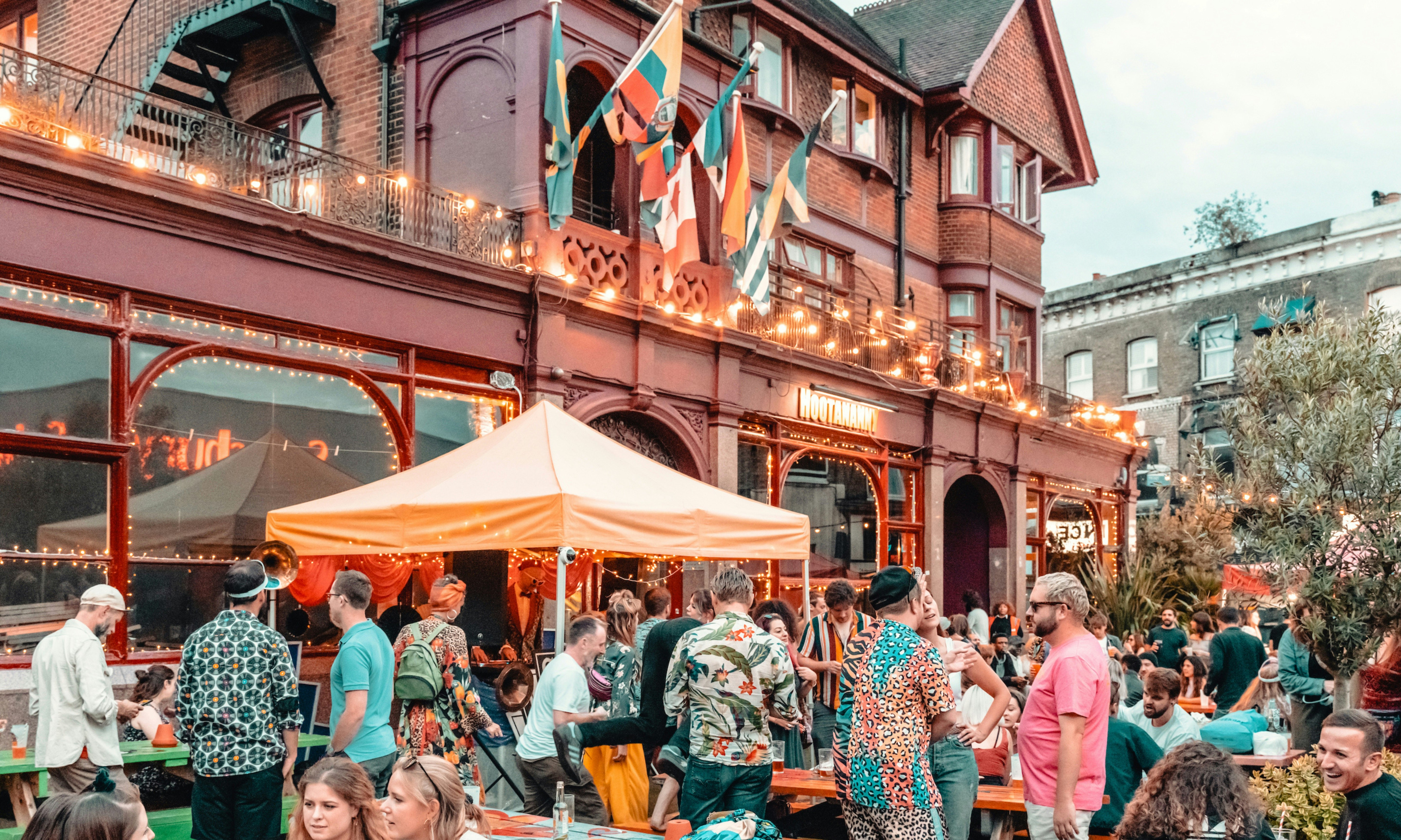 25°C Beer Garden Beats (Free Wednesday Special)