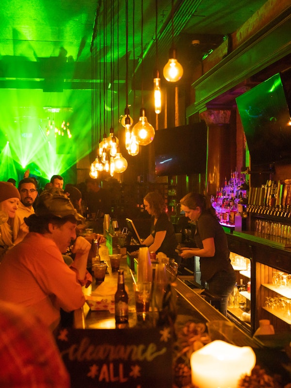 Open Mic & Dinner Show