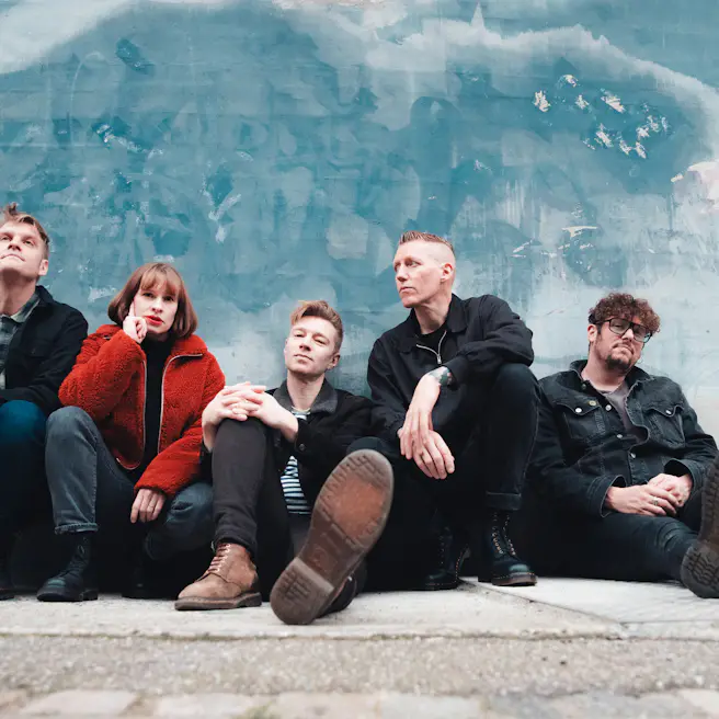 Skinny Lister: Live + Signing