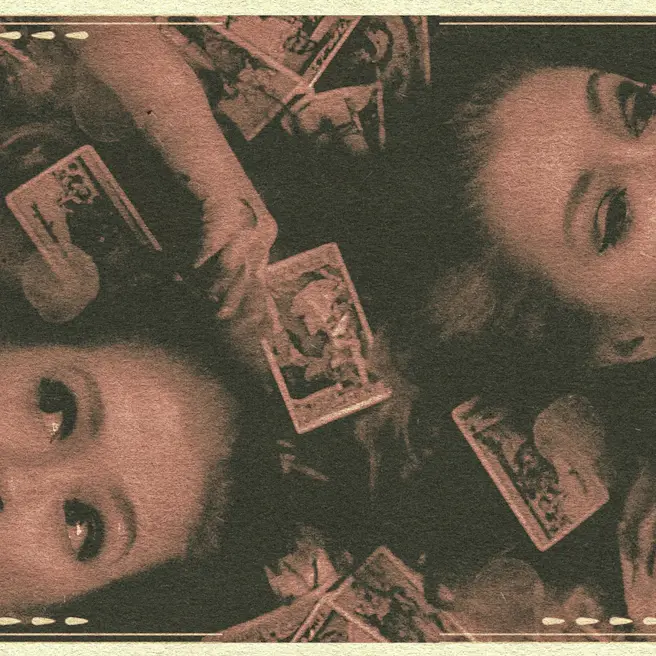 Madame TE/MO's Cabinet of Curiosities
