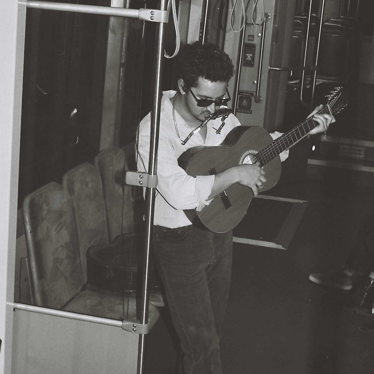 Alec André Live on the Plaza