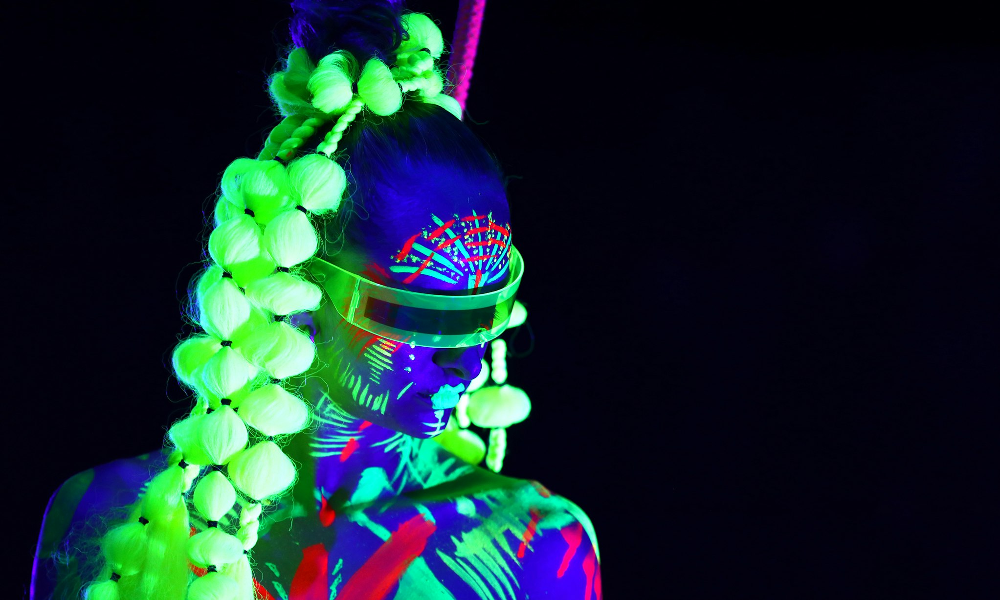 Neon Naked Life Drawing in Bethnal Green!