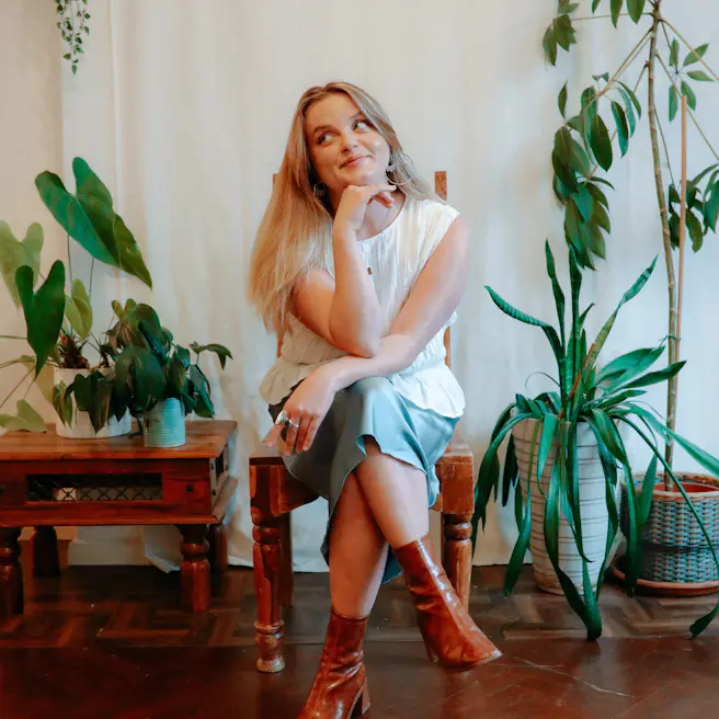 Blue Lab Beats Curate: Poppy Daniels and Knats