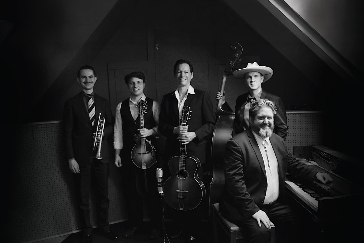 The Lovestruck Balladeers