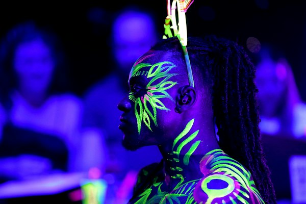 Neon Naked Life Drawing in Angel!