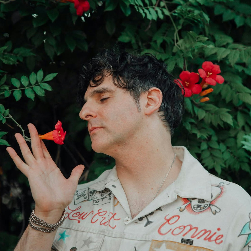 Photo of ADAM WEINER aka LOW CUT CONNIE (SOLO)
