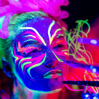 Neon Naked Life Drawing in Brixton!