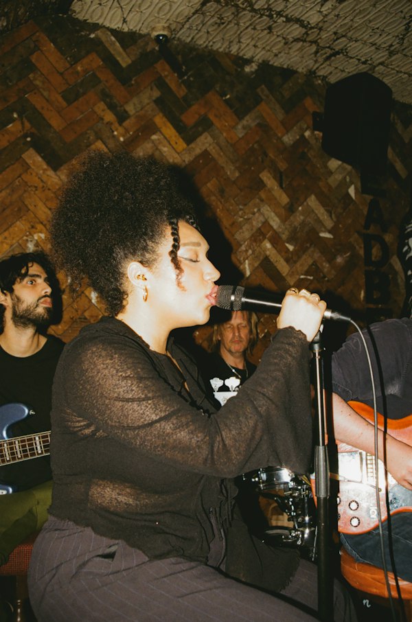 Live Neo-Soul & £6 Cocktails