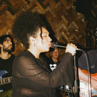 Live Neo-Soul & £6 Cocktails