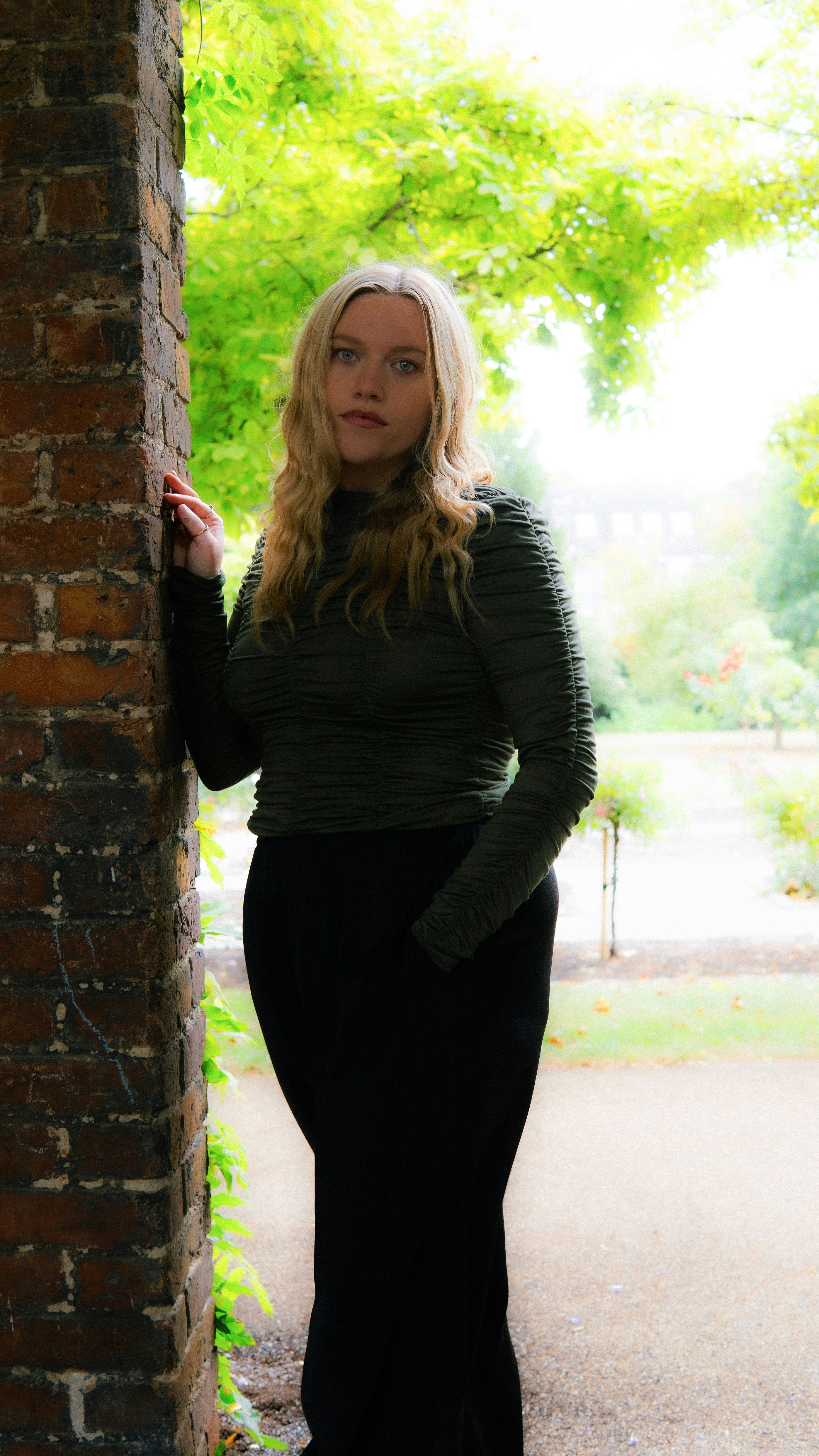 Elle Hudson at The Lower Third