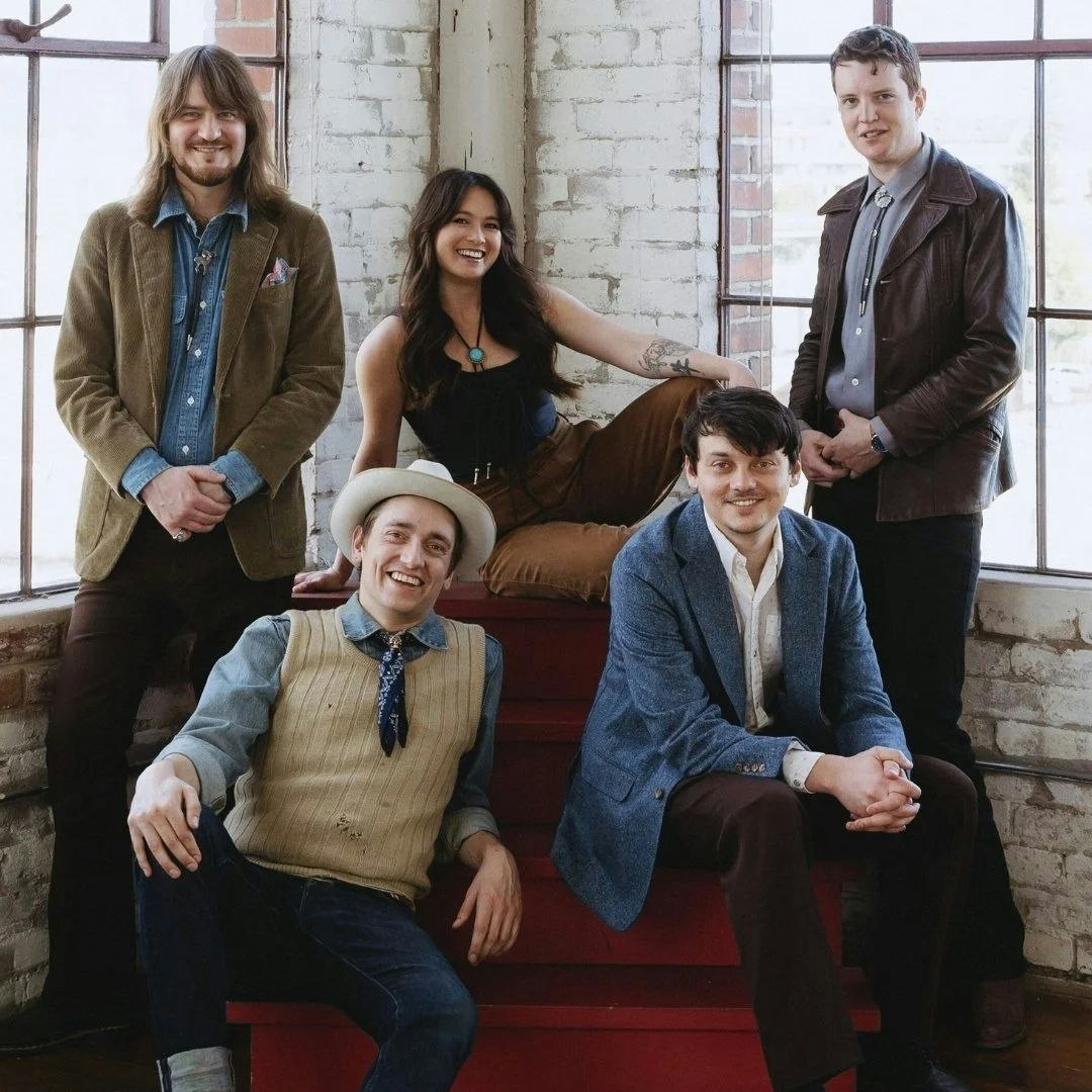 Photo of AJ Lee & Blue Summit