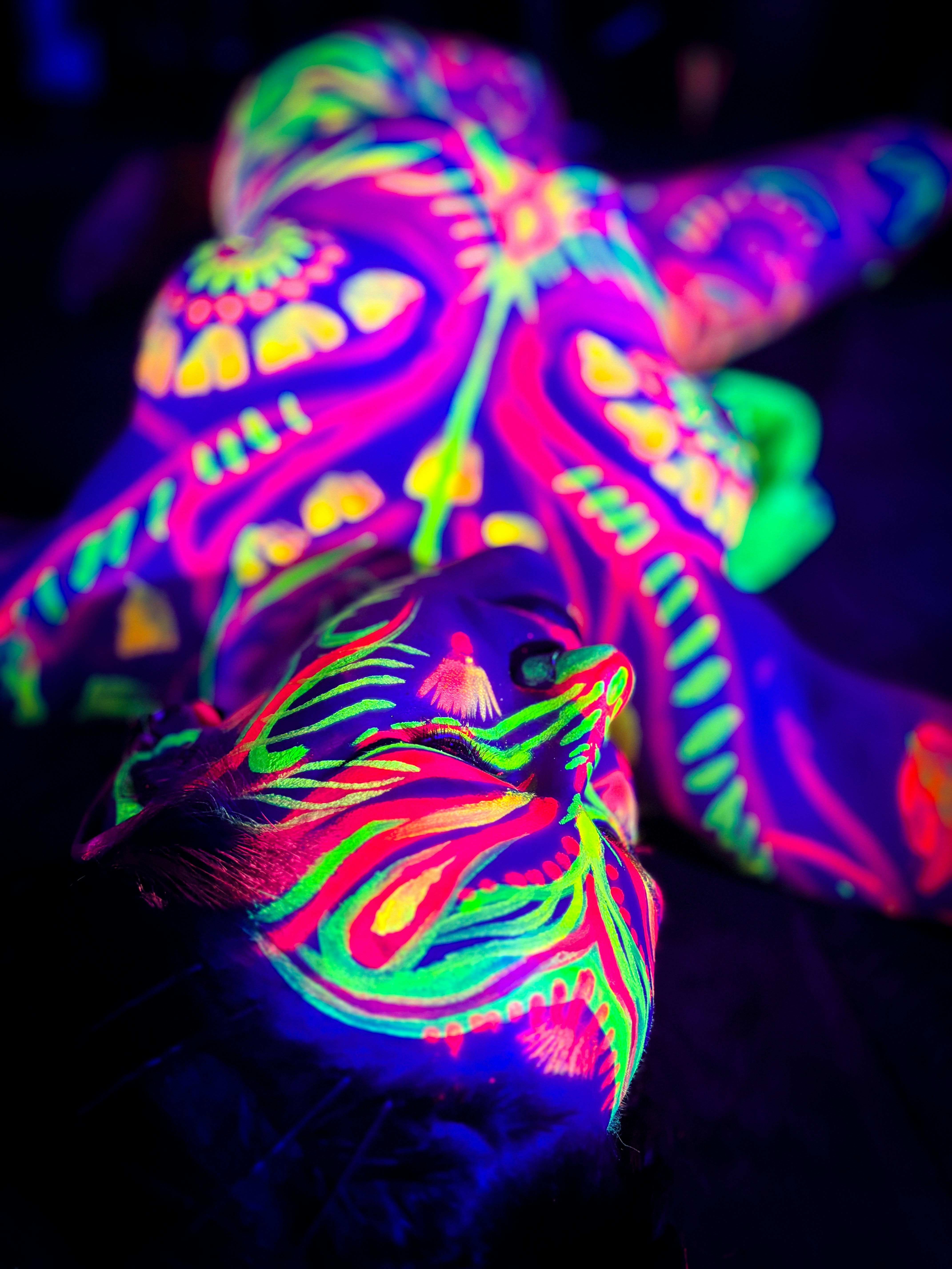 Neon Naked Life Drawing in Victoria Park! at The People's Park Tavern, London