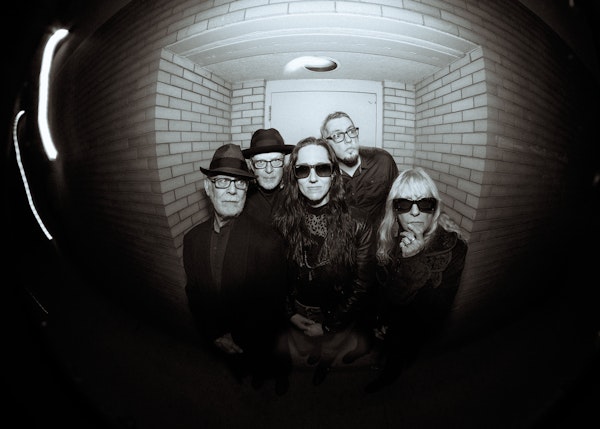 Jennifer Lyn & The Groove Revival // Electric Eden