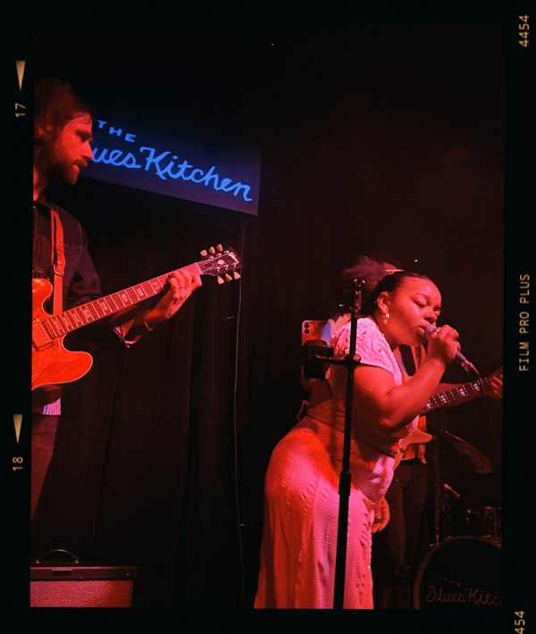 Live Soul & £6 Cocktails