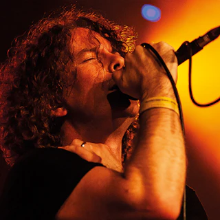 ALIVE, A TRIBUTE TO PEARL JAM
