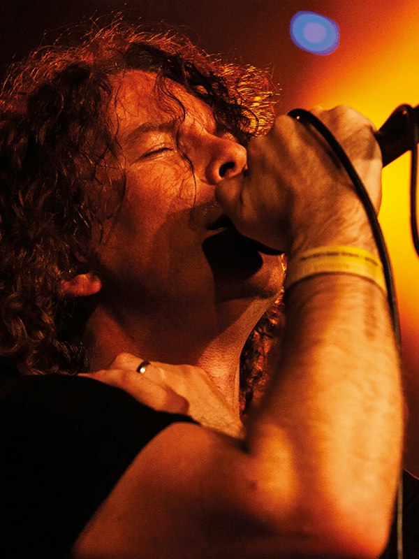 ALIVE, A TRIBUTE TO PEARL JAM