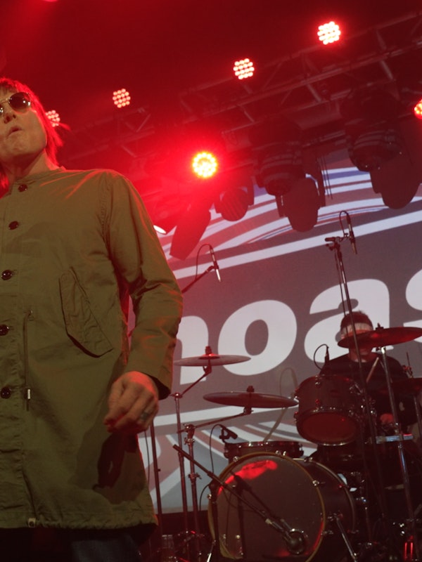 Noasis 'The Definitive Oasis Tribute Band’