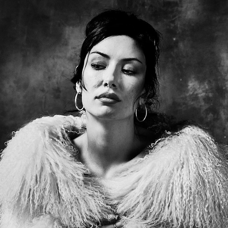 Nieve Ella at The Lower Third