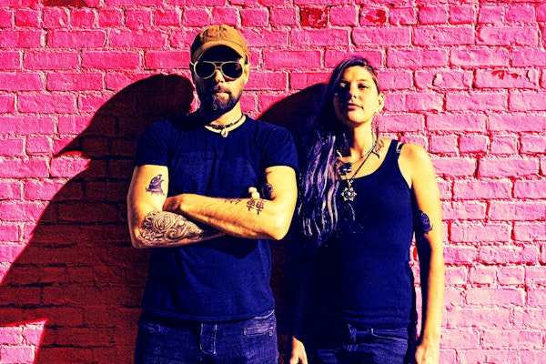 MUDDY RUCKUS w/GOOSEBERRY