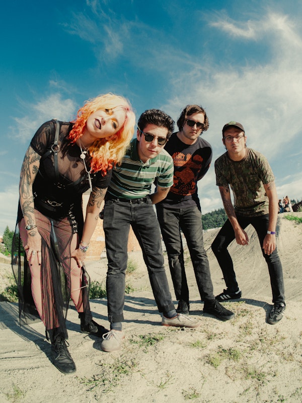Frankie and the Witch Fingers
