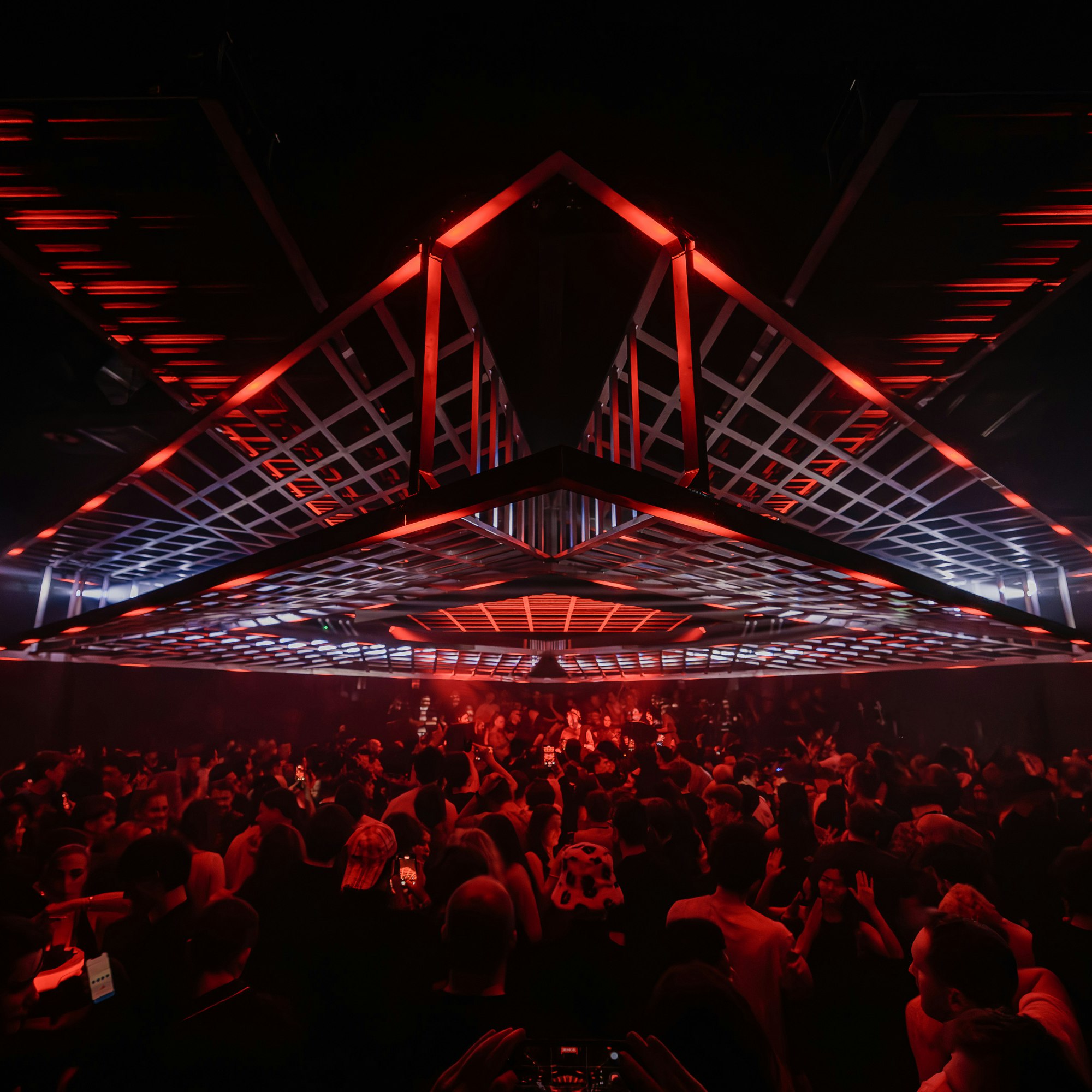 KAAZE, FOVOS, SARAH DE WARREN + MORE