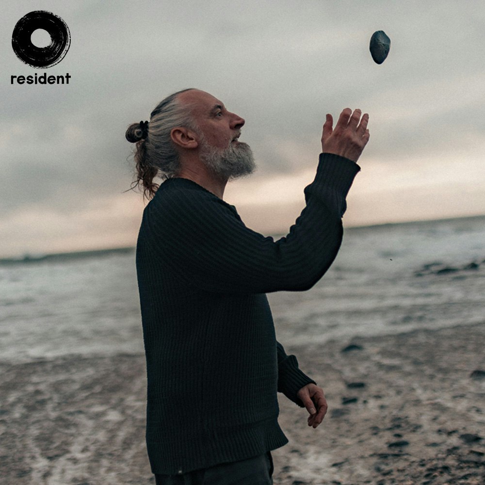 Fink: Live + Signing