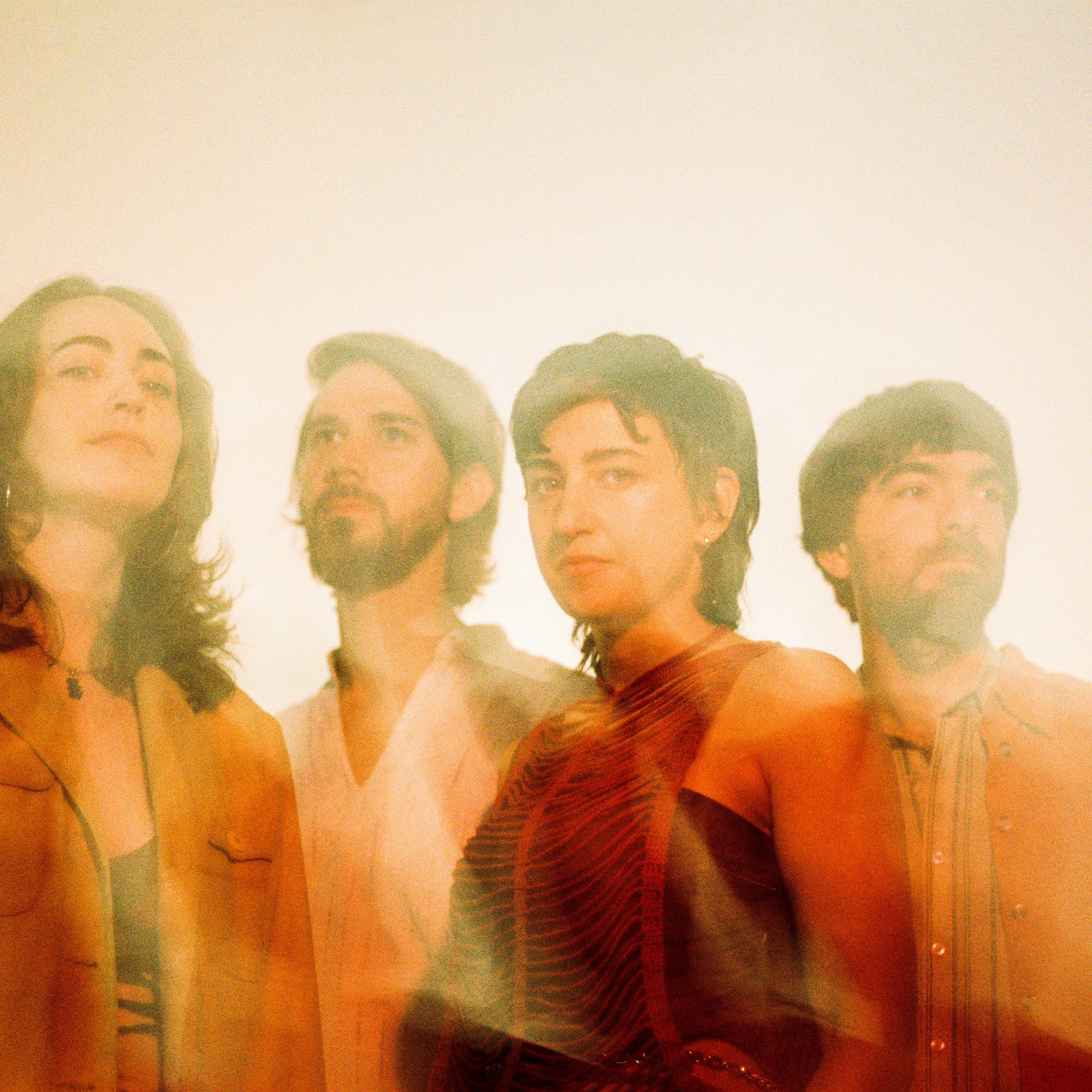 Photo of Derya Yıldırım and Grup Şimşek