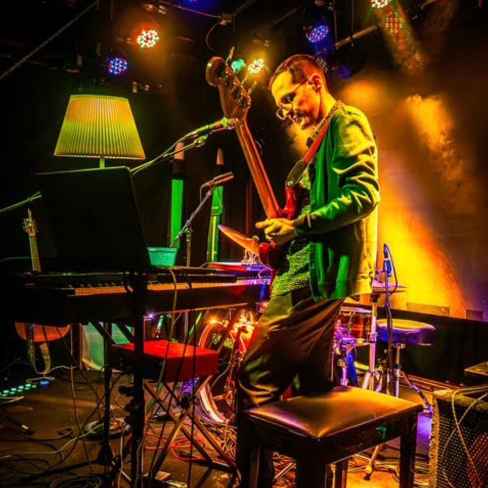 CHUCK/Bobby Guard/A Strange Happening