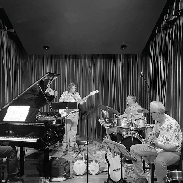 Late Night with Los Esquineros