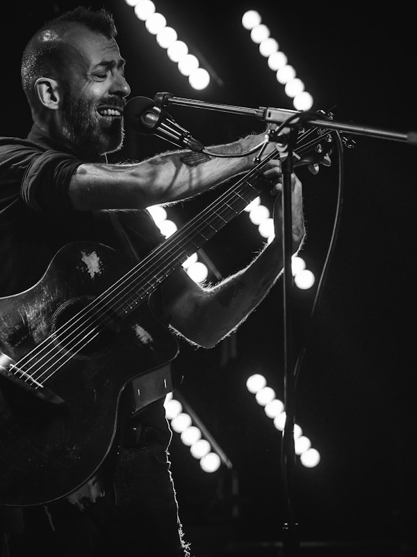 Jon Gomm