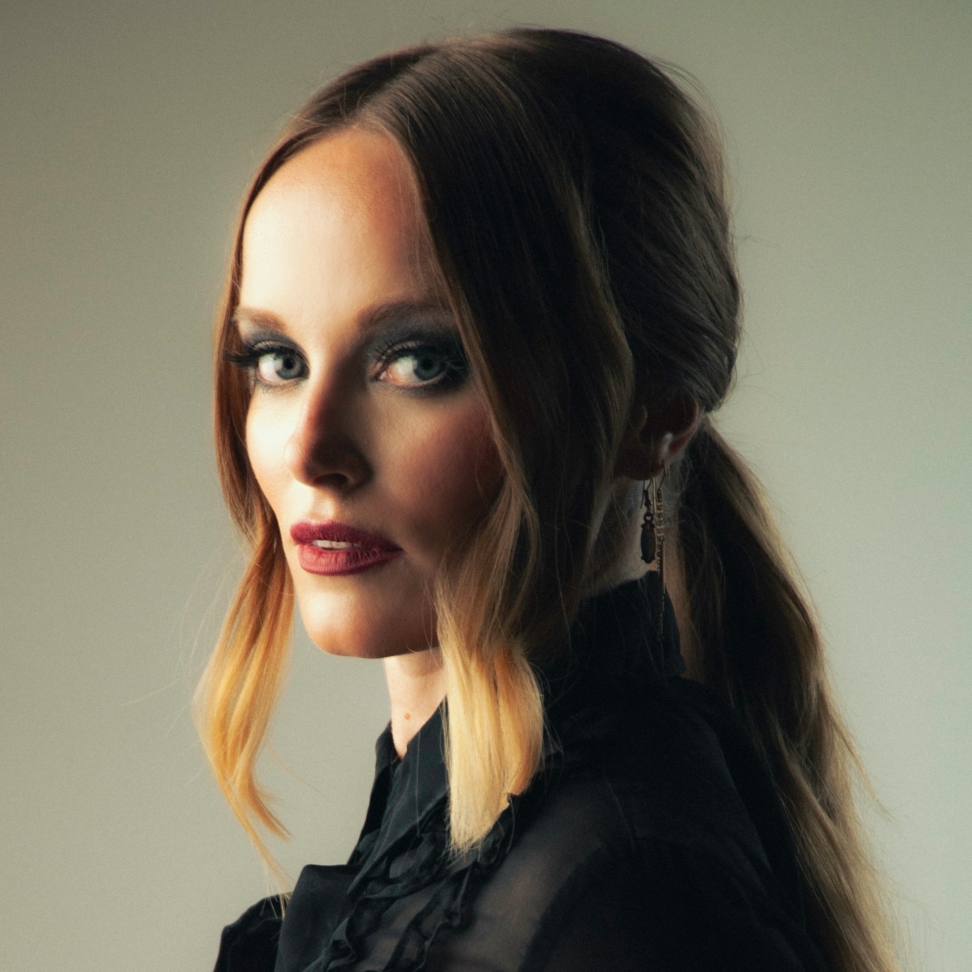 Leah Blevins: Stripped Back + Signing