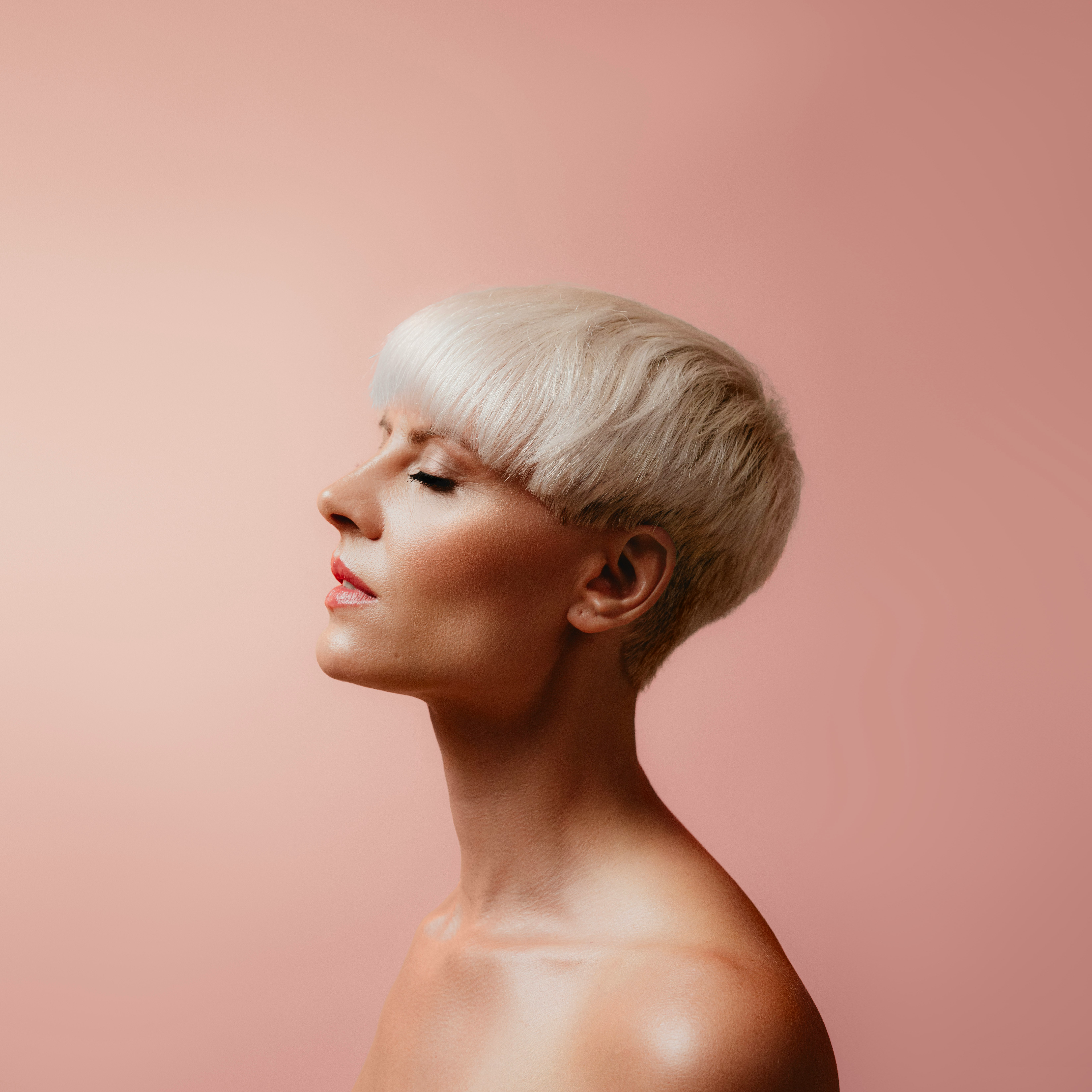 Mica Millar: Live + Signing