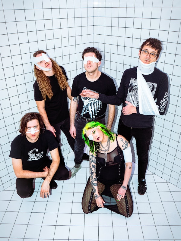 Frankie and The Witch Fingers + Psycho Rebel Front