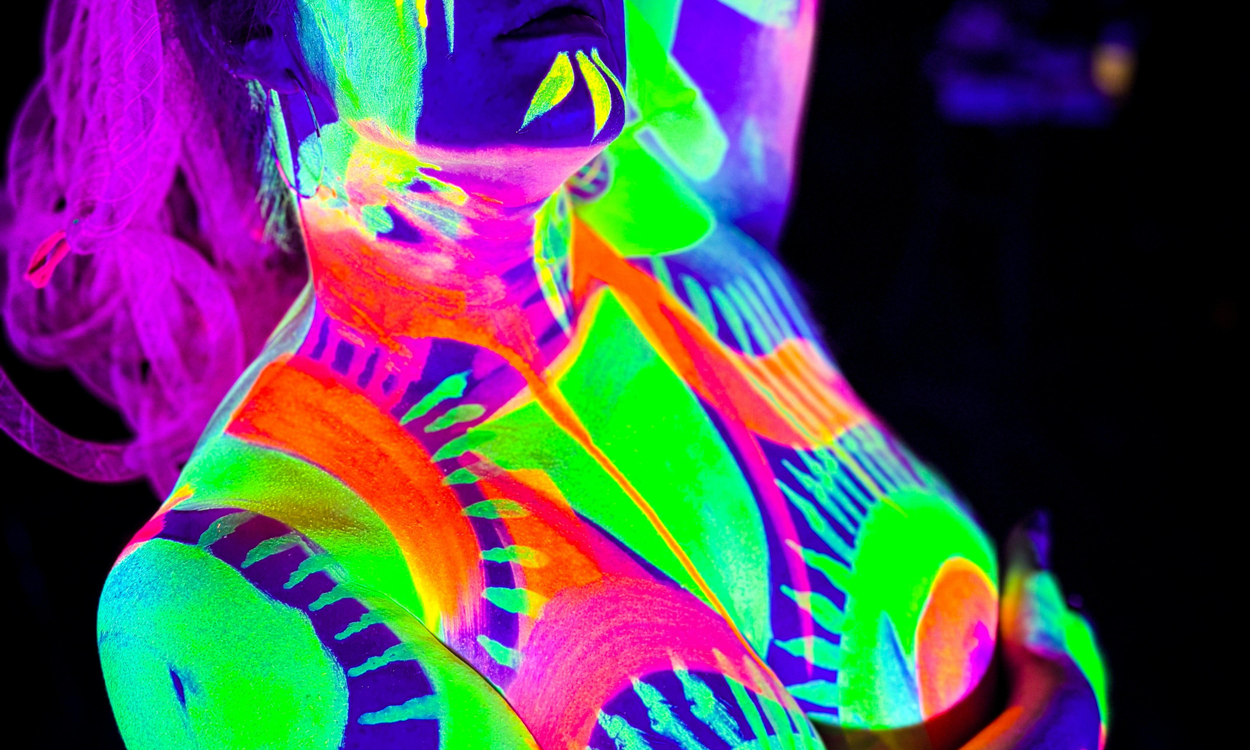 Neon Naked Life Drawing in Bristol!