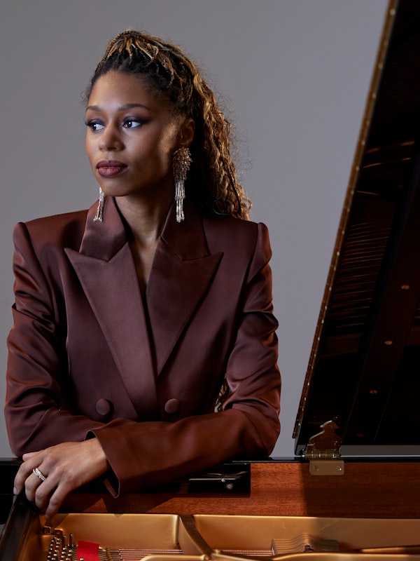 Isata Kanneh-Mason - Halo
