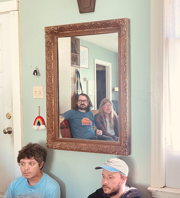 Holy Wave + Exnovios