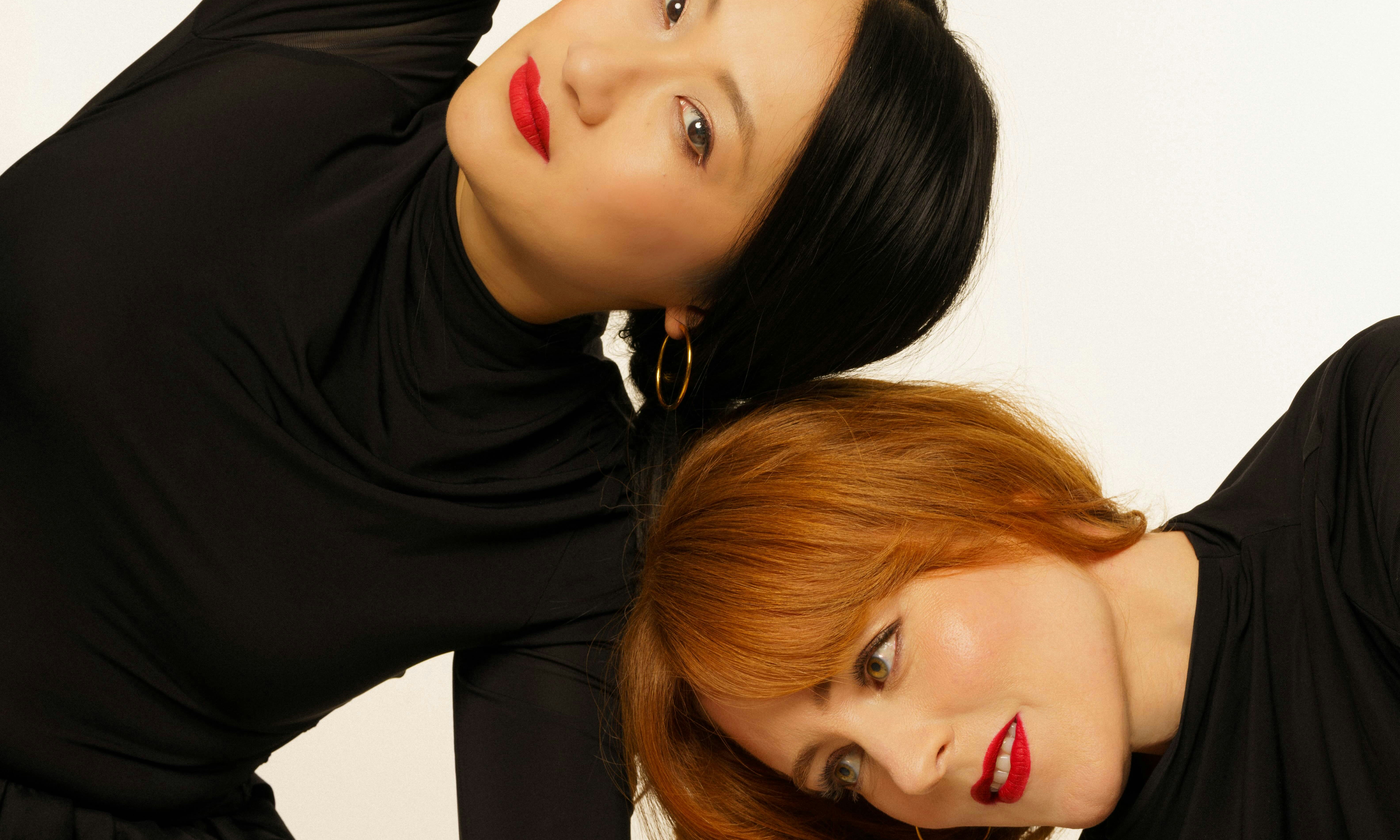 Hannah Peel & Beibei Wang: Stripped Back Performance + Signing