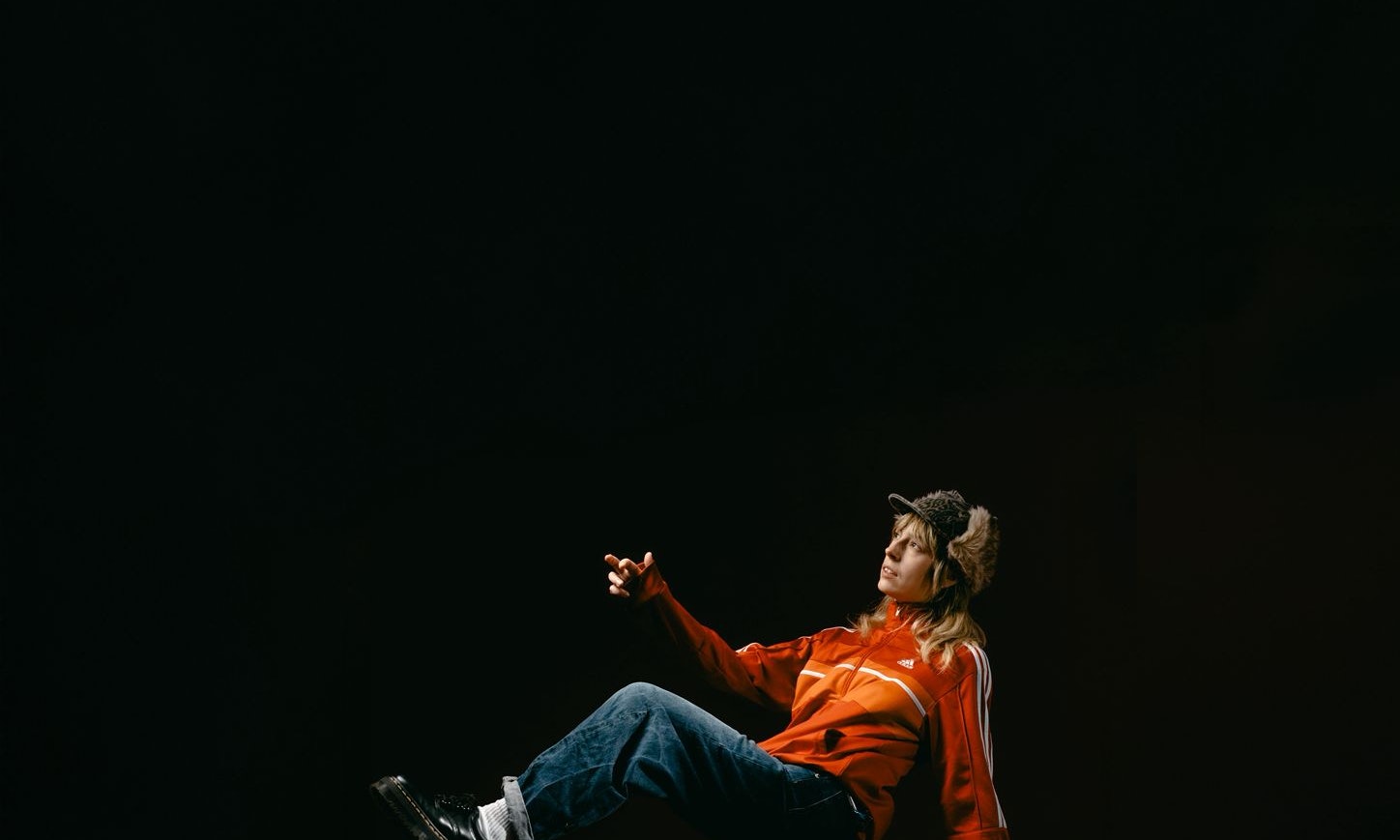 Melanie Baker: Live + Signing