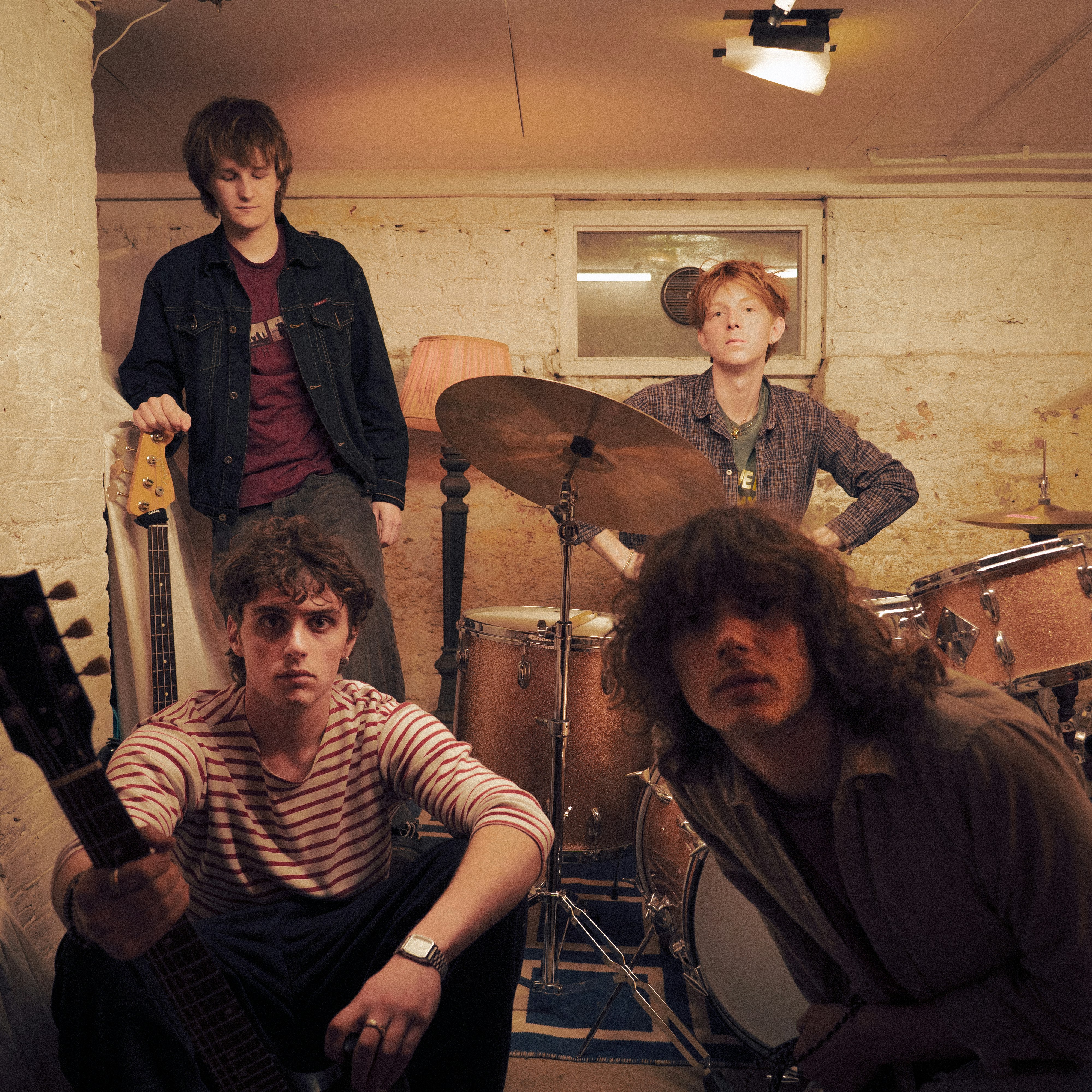 Tooth: Stripped Back + Signing