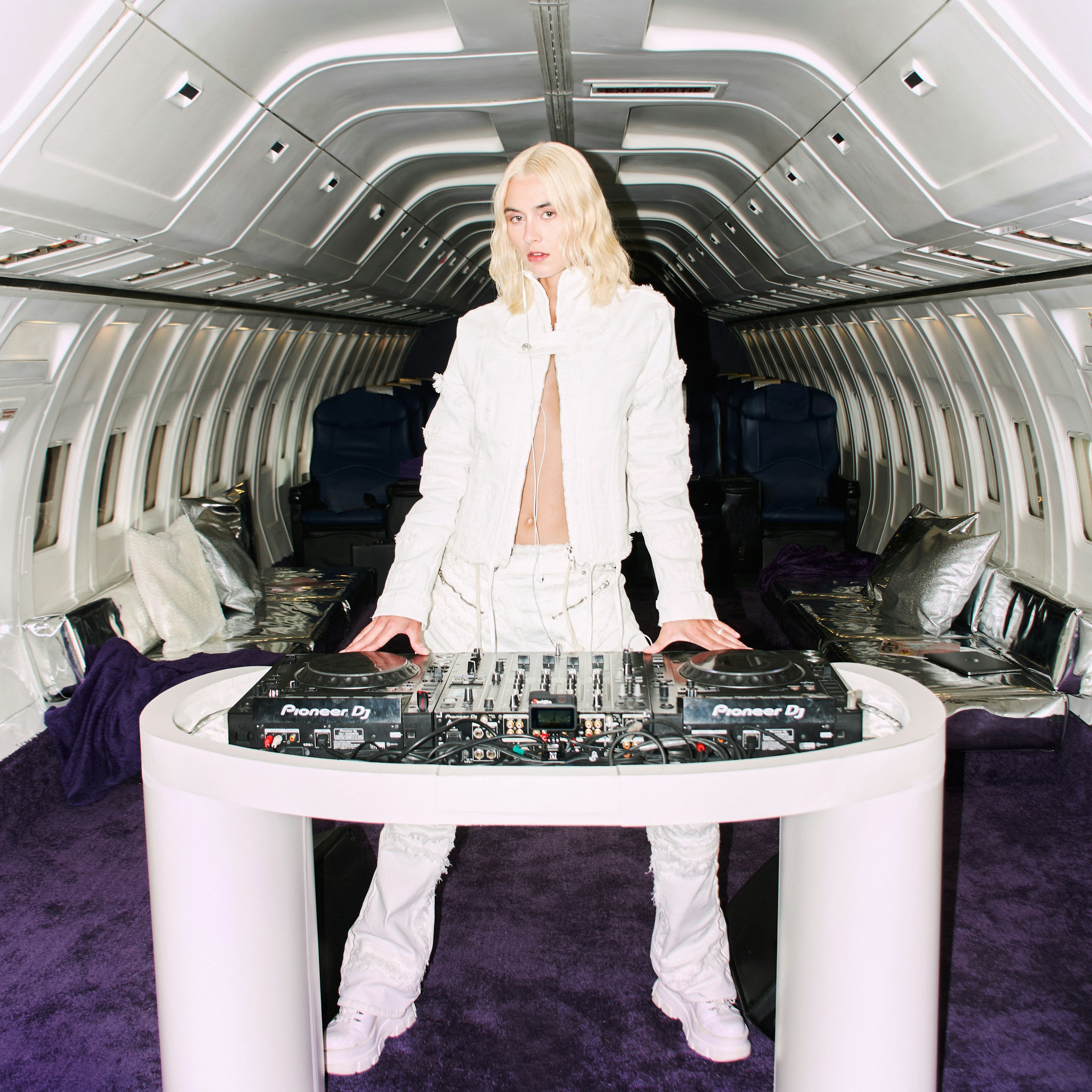 VIRAGE PRÉSENTE : TDJ, CULT MEMBER, KIMBERLAID & MORE