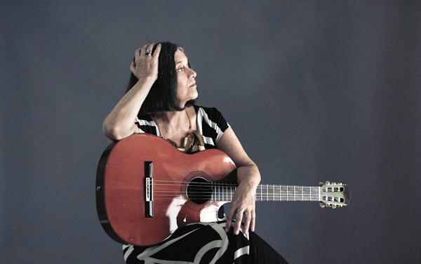 Joyce Moreno
