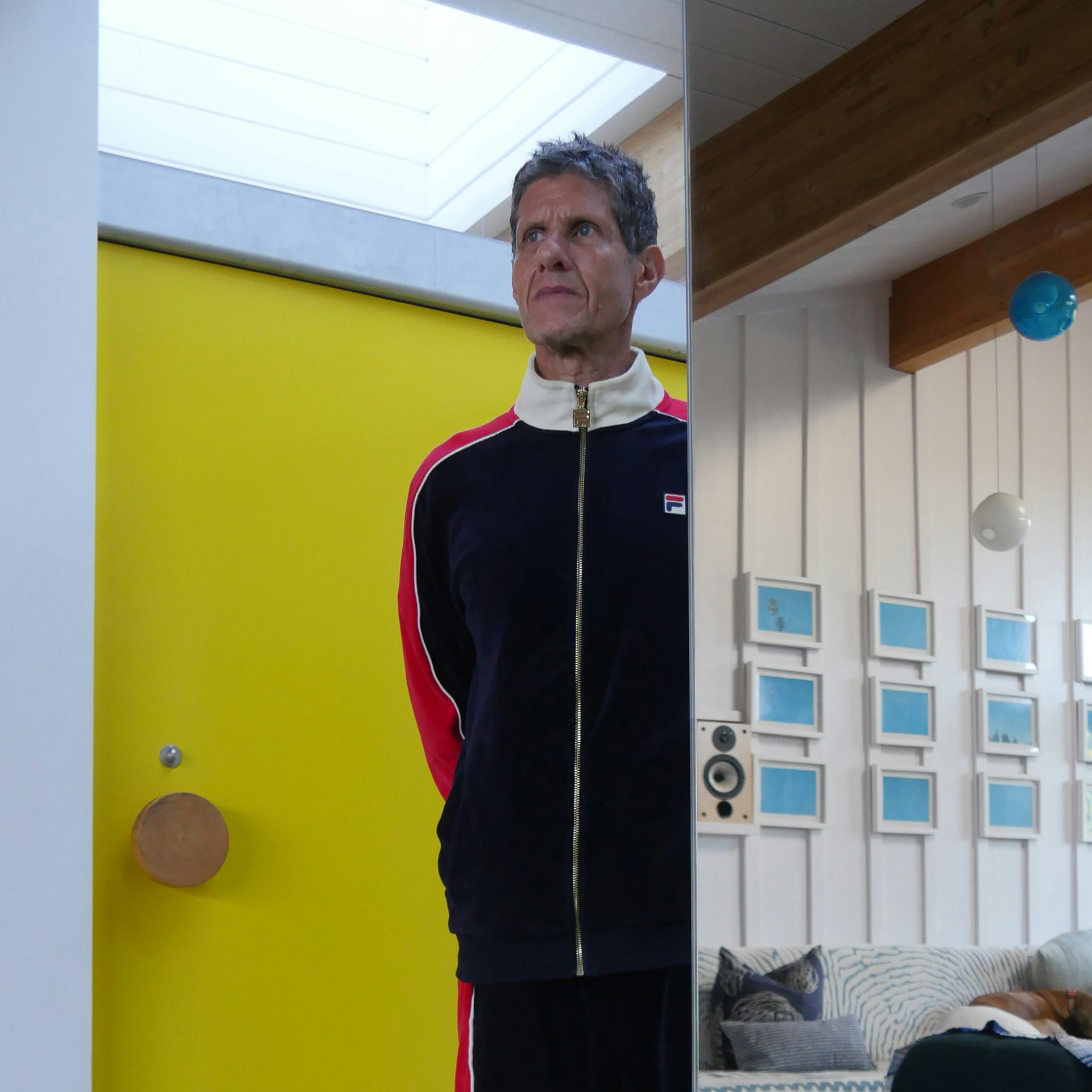 Caprichos de Apolo presenta: Mike D
