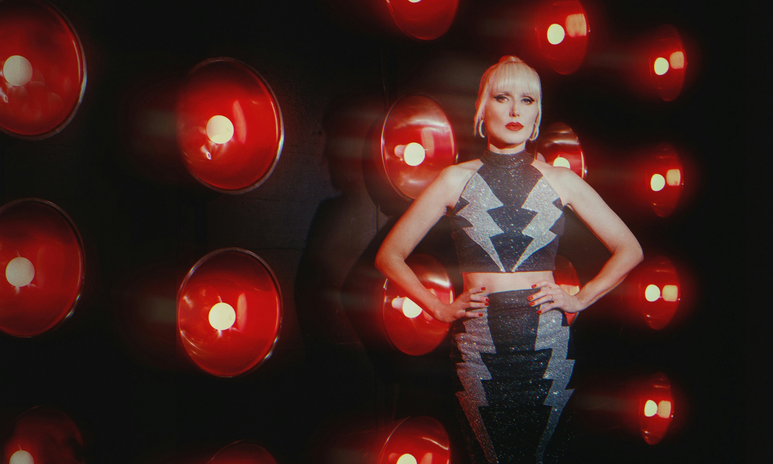 Kate Clover - EU Tour 26 + Support : KÜKEN (HH)