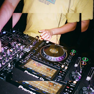 DJ: D.N.S (All Night)